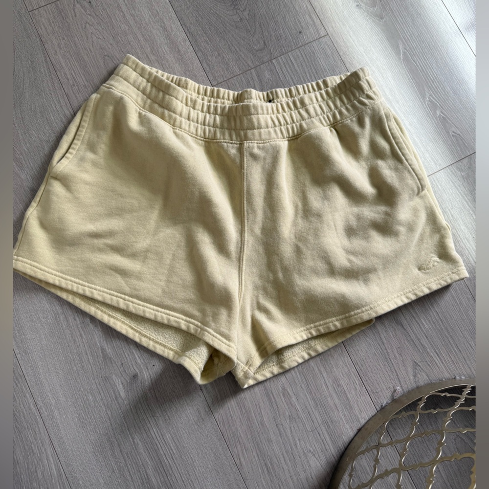 Hollister Women's Tan High Waist Shorts